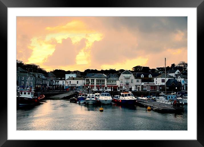 Sunset in Padstow Framed Mounted Print by Samantha Higgs