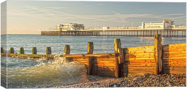 Incoming Wave Worthing Canvas Print by Clive Eariss