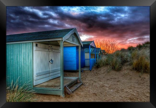 Hunstanton beach huts at sunset Framed Print by Gary Pearson