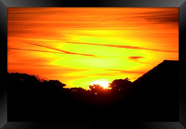 JST2954 Red sky in the morning Framed Print by Jim Tampin