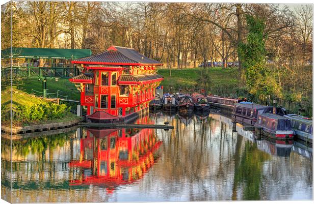 Chinese Reflections Canvas Print by Rob Hawkins