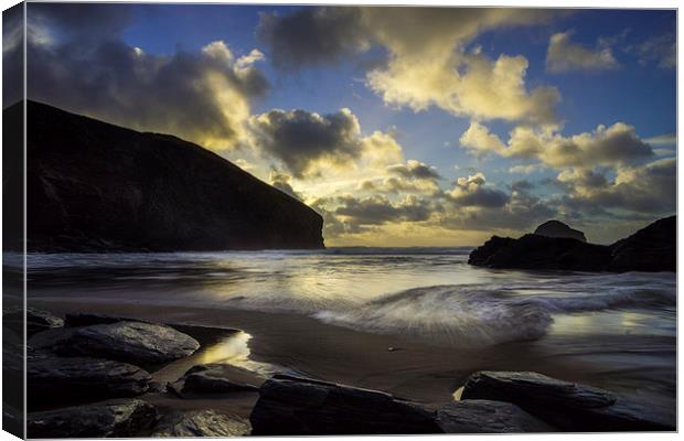 Trebarwith last light Canvas Print by David Wilkins