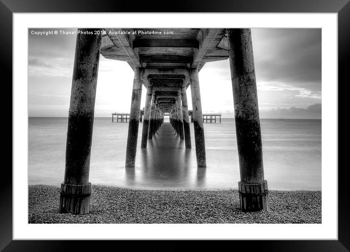 Deal pier Framed Mounted Print by Thanet Photos