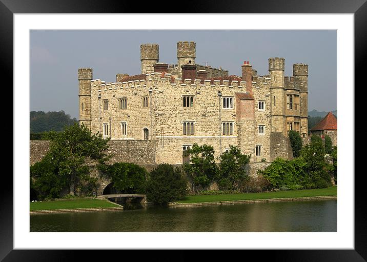 Leeds Castle, Maidstone, Kent Framed Mounted Print by Ray Bacon LRPS CPAGB