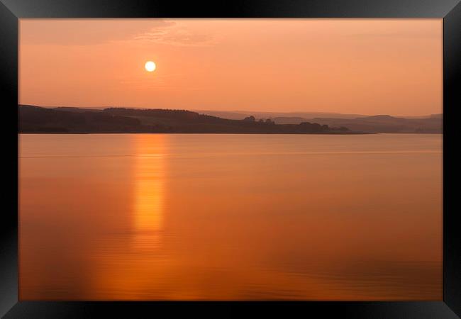Sunset Derwent Reservoir Framed Print by David Lewins (LRPS)