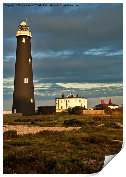 The Old Lighthouse at Dungeness Print by Ian Lewis