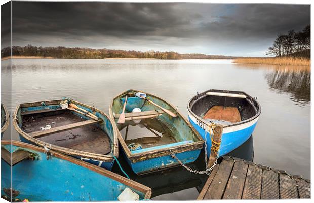 Boats at Filby Broad Canvas Print by Stephen Mole