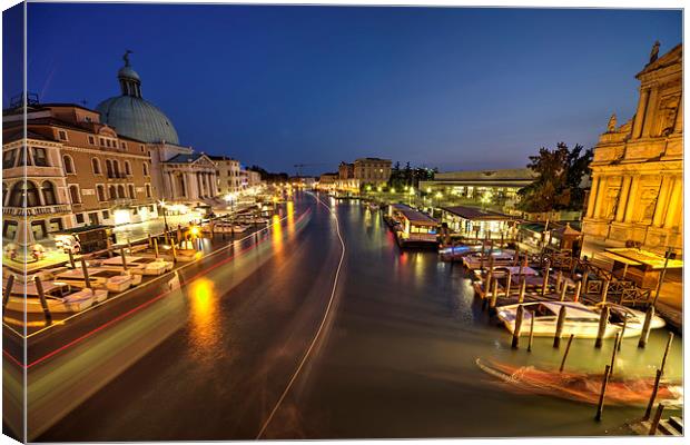 Night time on the Grand Canal Canvas Print by Rob Hawkins