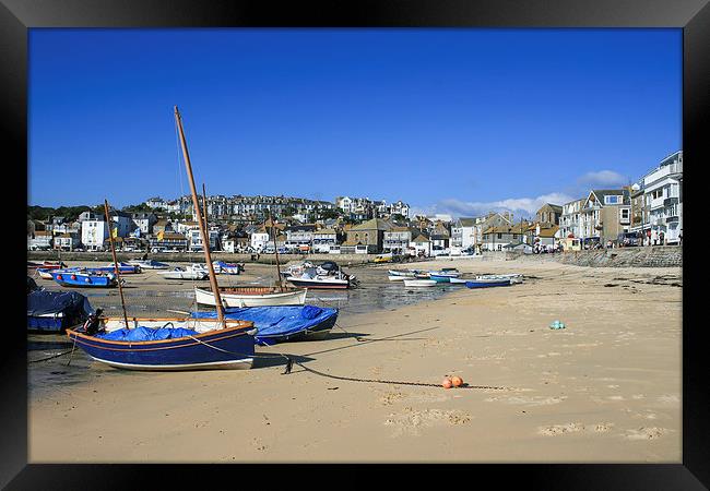 St Ives Harbour Framed Print by Diane Griffiths