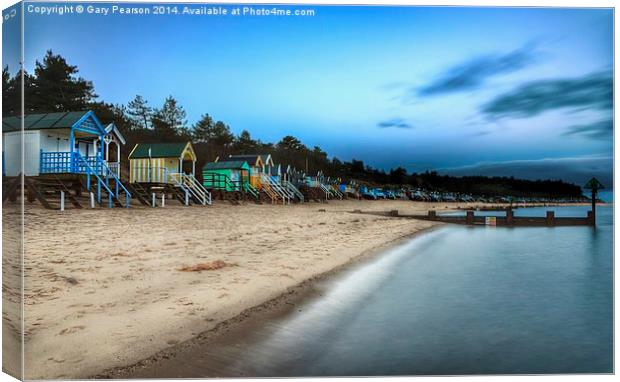 Early morning on Wells beach Canvas Print by Gary Pearson