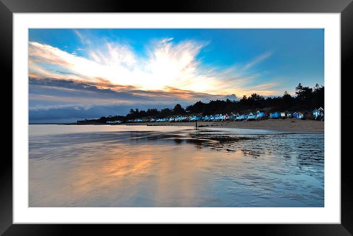 Early morning on Wells beach Framed Mounted Print by Gary Pearson