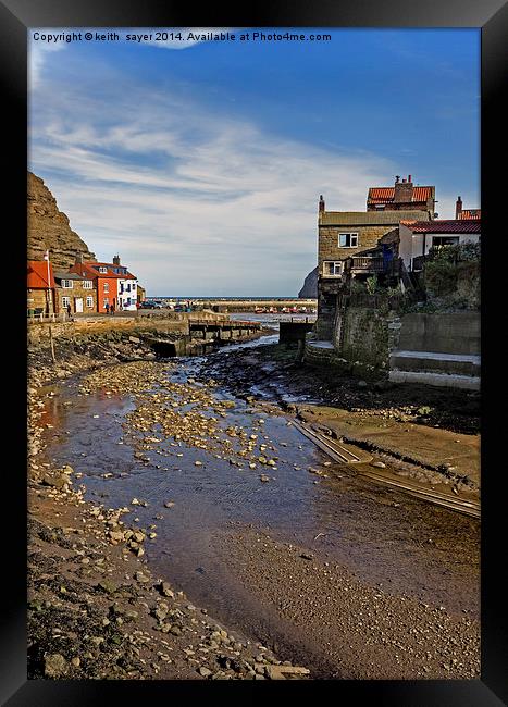 To The Harbour Mouth Staithes Framed Print by keith sayer