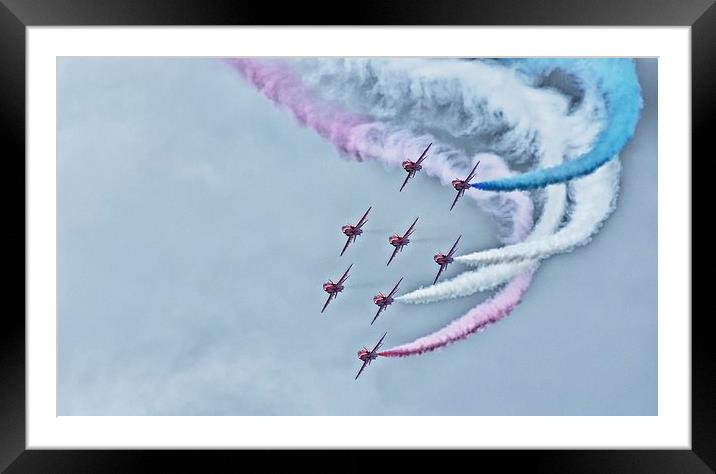 Red Arrow Display Framed Mounted Print by Ian Eve