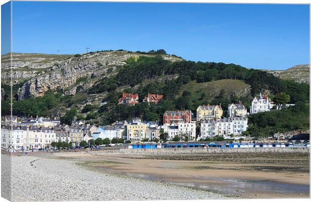 Llandudno Seafront Canvas Print by Diane Griffiths