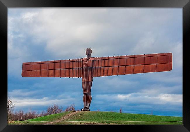 The Angel of the North Framed Print by kevin wise