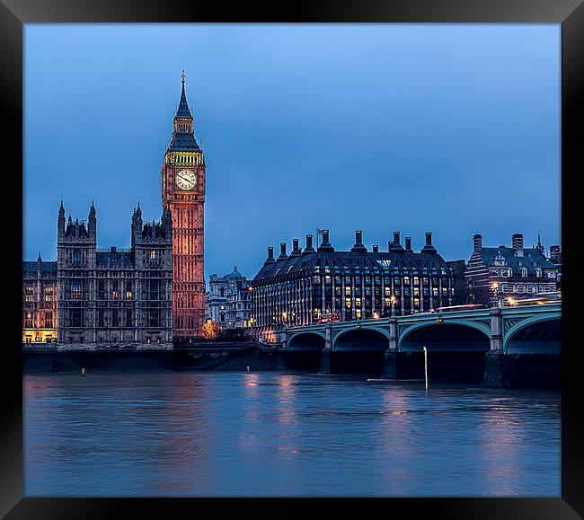 Big Ben London By Night Framed Print by Philip Pound