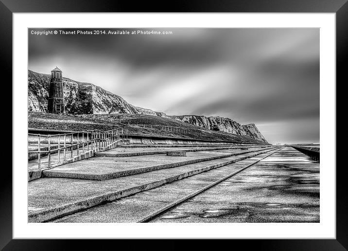Sampfire hoe Framed Mounted Print by Thanet Photos