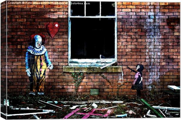 Clown with a heart Canvas Print by Pete Moyes