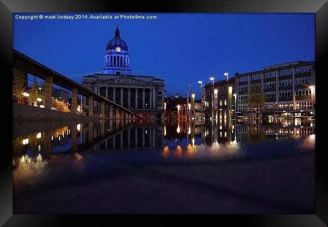 nottingham council house at night Framed Print by mark lindsay