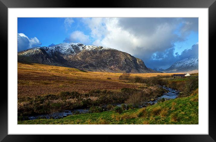 Cottage in the Ogwen valley Framed Mounted Print by Rory Trappe