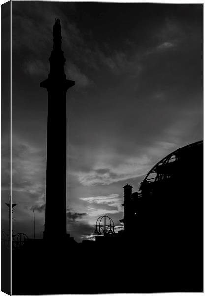 George Square Silhouette Canvas Print by Daniel Gilroy
