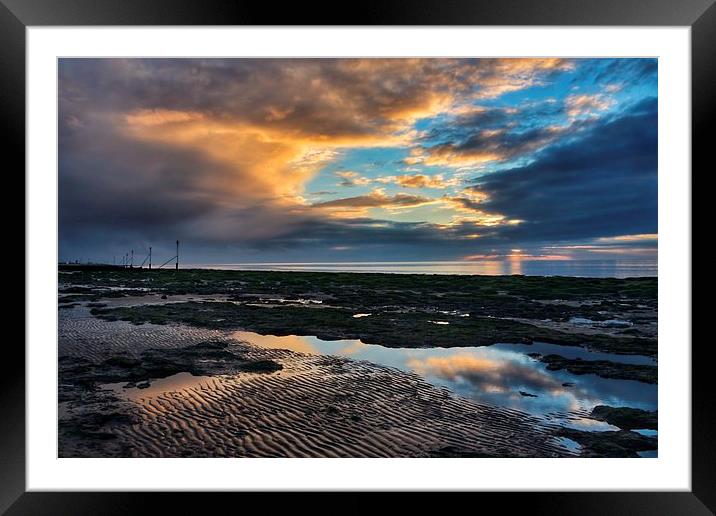 Reflections of sunset Framed Mounted Print by Gary Pearson