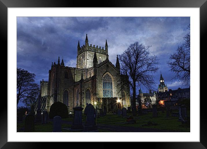 Dunfermline Abbey at night Framed Mounted Print by Andrew Beveridge