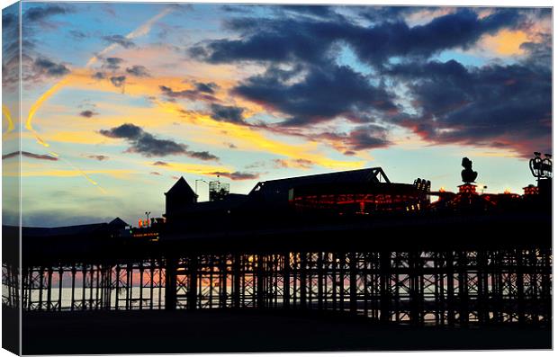 Sunset Sky Above Central Pier Blackpool Canvas Print by Gary Kenyon