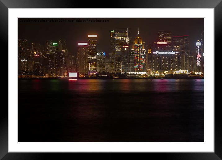 Victoria Harbour Framed Mounted Print by colin chalkley