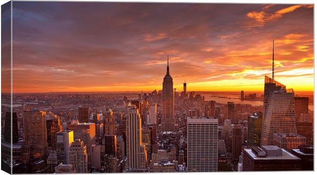 Fiery New York Sunset Canvas Print by Robert Strachan