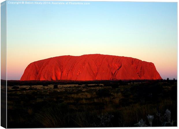 Uluru / Ayers Rock Canvas Print by Gwion Healy