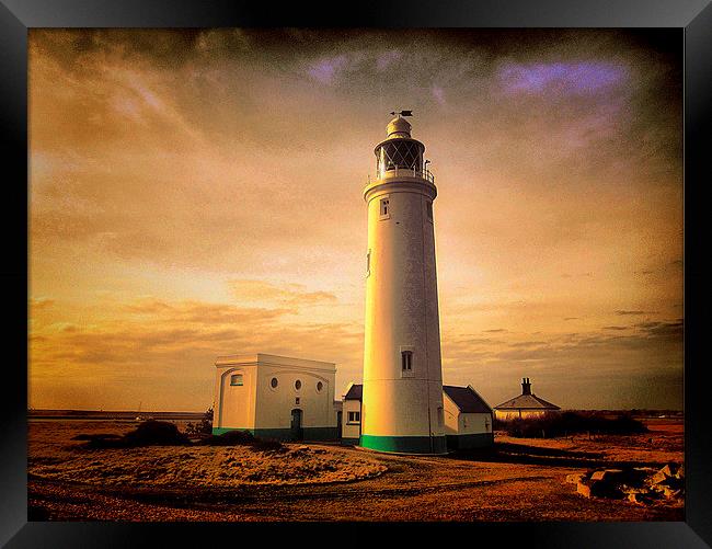 Hurst Point Lighthouse Framed Print by kelly Draper