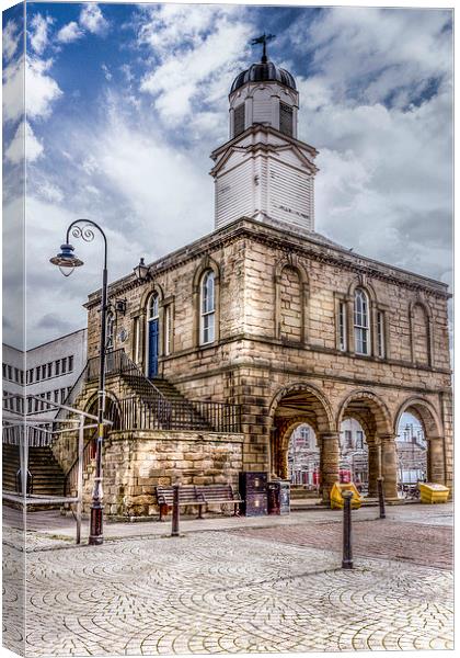 South Shields Old Town Hall Canvas Print by Dave Emmerson