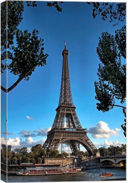 Eiffel Tower, Paris Canvas Print by Richard Cruttwell