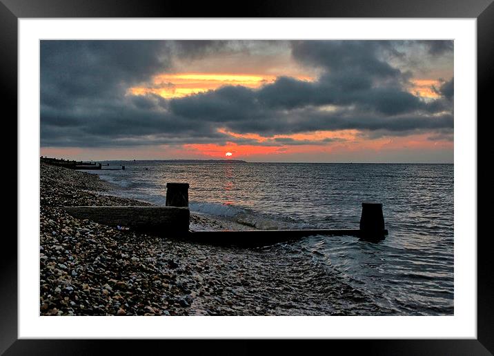 Herne Bay Sunset Framed Mounted Print by Richard Cruttwell