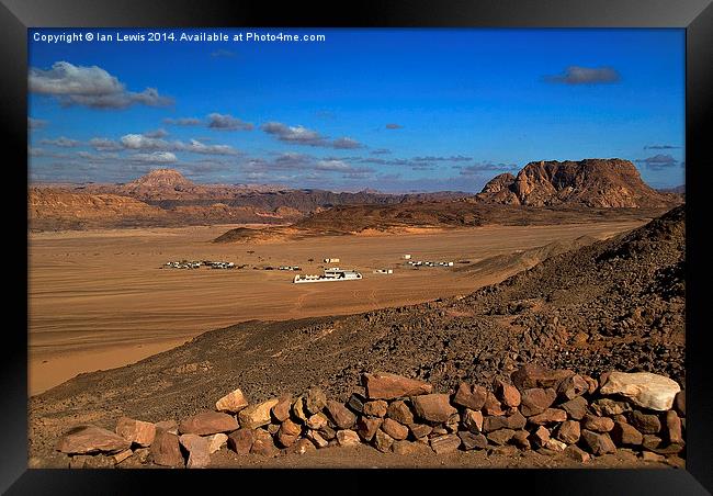 The Sinai Desert Framed Print by Ian Lewis
