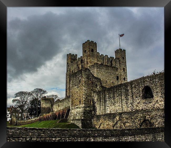 Storms coming at Rochester Castle Framed Print by Stewart Nicolaou