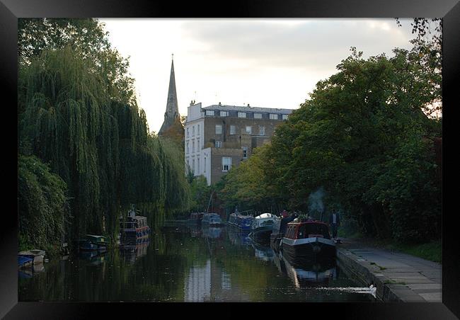 Regents canal on a summers evening Framed Print by Liam Kearney