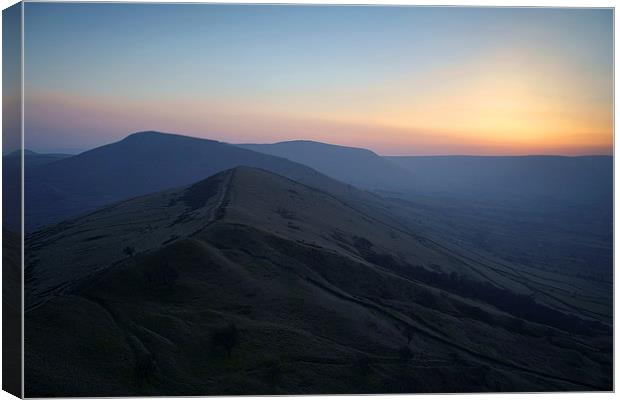 Great Ridge Sunset Canvas Print by Darren Galpin