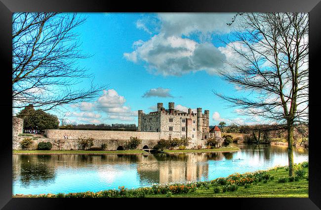 Leeds Castle in Kent Framed Print by Andy Wickenden