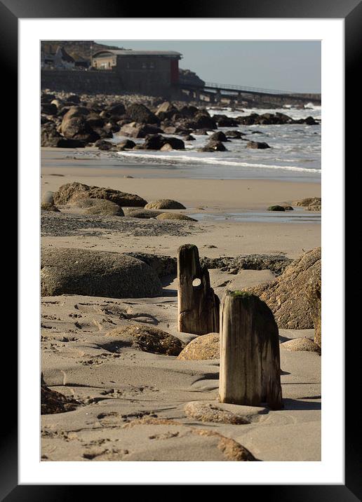 low tide sennen beach Framed Mounted Print by jon betts