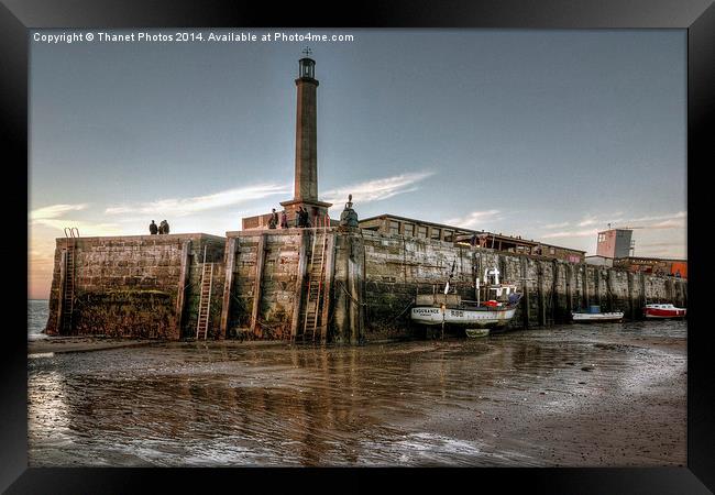 Harbour arm Framed Print by Thanet Photos