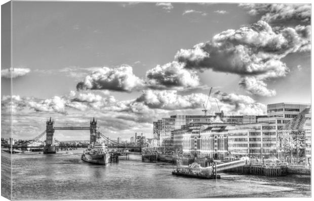 The River Thames Canvas Print by David Pyatt