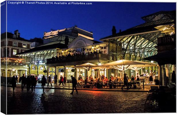 Covent garden at night Canvas Print by Thanet Photos