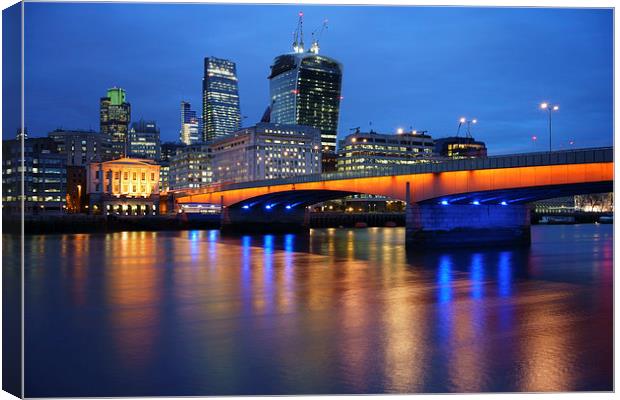 London Bridge Reflections Canvas Print by Darren Galpin