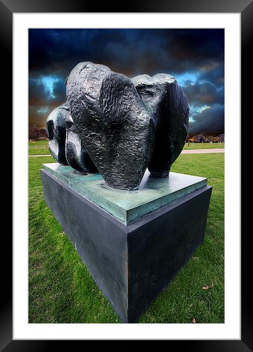Henry Moores Reclining Figure Framed Mounted Print by K7 Photography