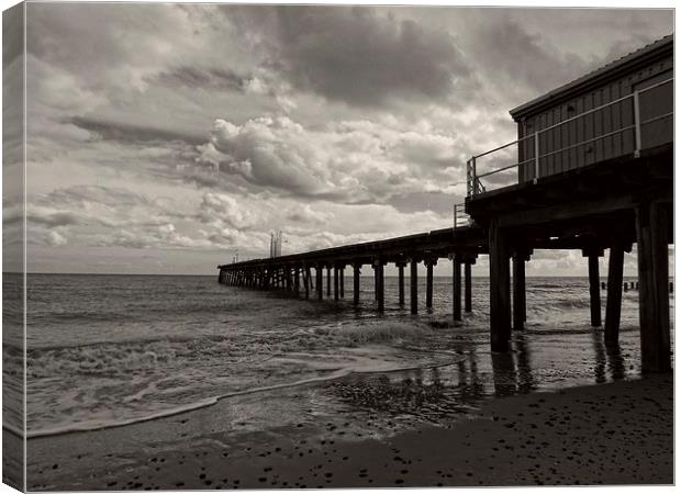 Claremont Pier Canvas Print by chrissy woodhouse