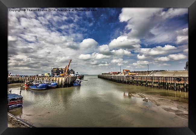 whitstable harbour view Framed Print by Thanet Photos
