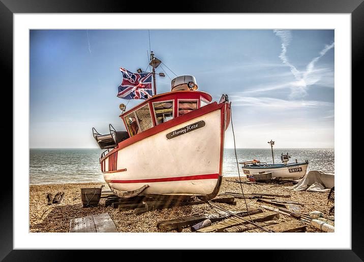 Boat on Deal beach Framed Mounted Print by Thanet Photos
