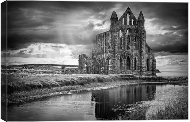 Whitby Abbey Canvas Print by Ian Barber